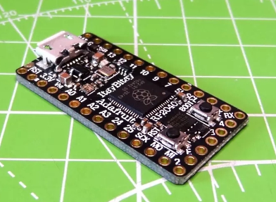 Adafruit ItsyBitsy RP2040