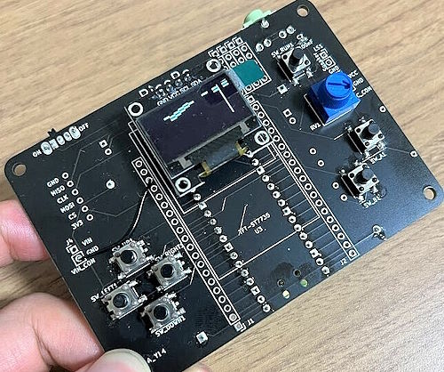 Portable game machine using Raspberry Pi Pico