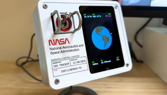 Awesome ISS tracker with a Raspberry Pi