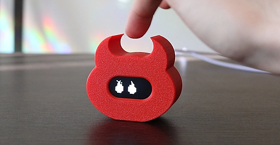 Interactive desk pet